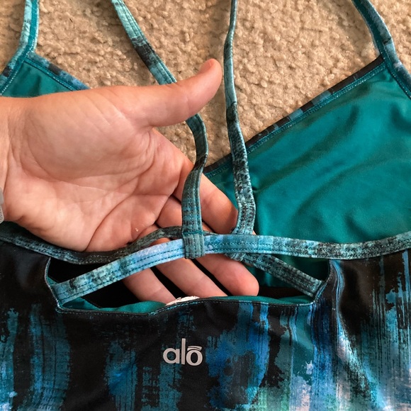 Alo yoga tank - Picture 3 of 3